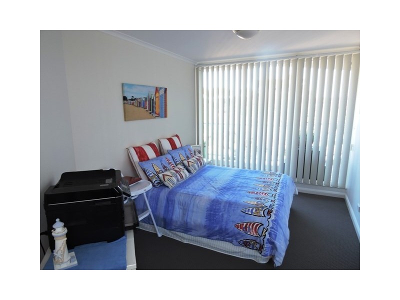 607/97-99 John Whiteway Drive, Gosford NSW 2250