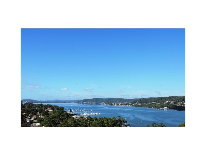607/97-99 John Whiteway Drive, Gosford NSW 2250