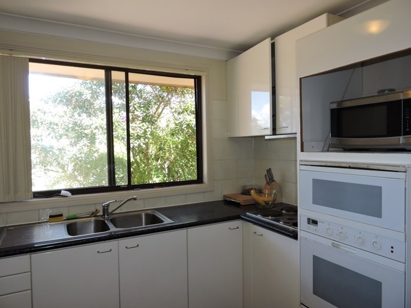 14 Holland Close, Springfield NSW 2250