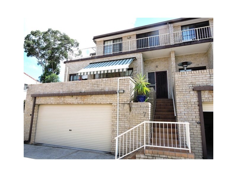 7/1 Joseph Lloyd Close, Gosford NSW 2250