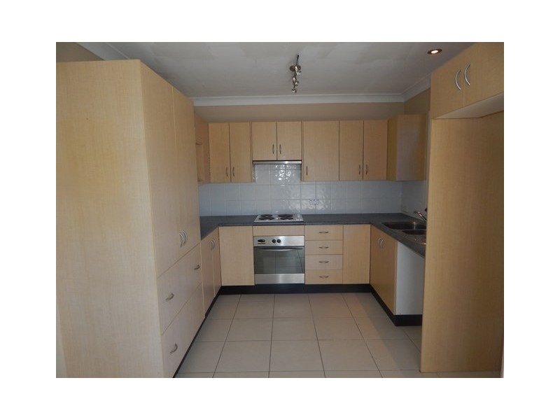 77 Renwick Street, Wyoming NSW 2250