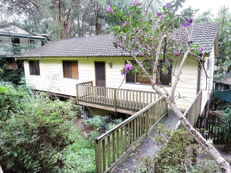 17 Marangani Avenue, North Gosford NSW 2250