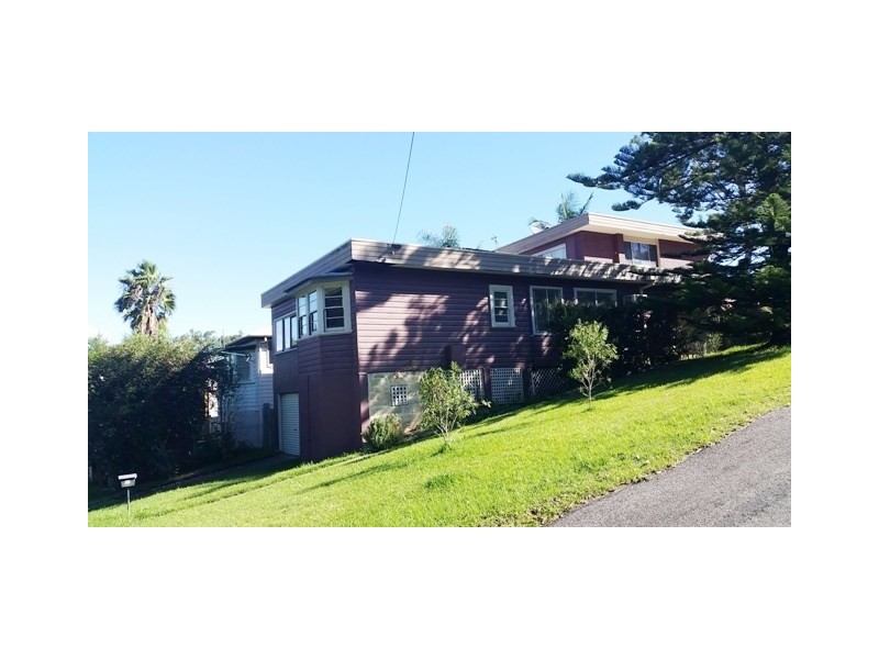 10 St George Street, Gosford NSW 2250