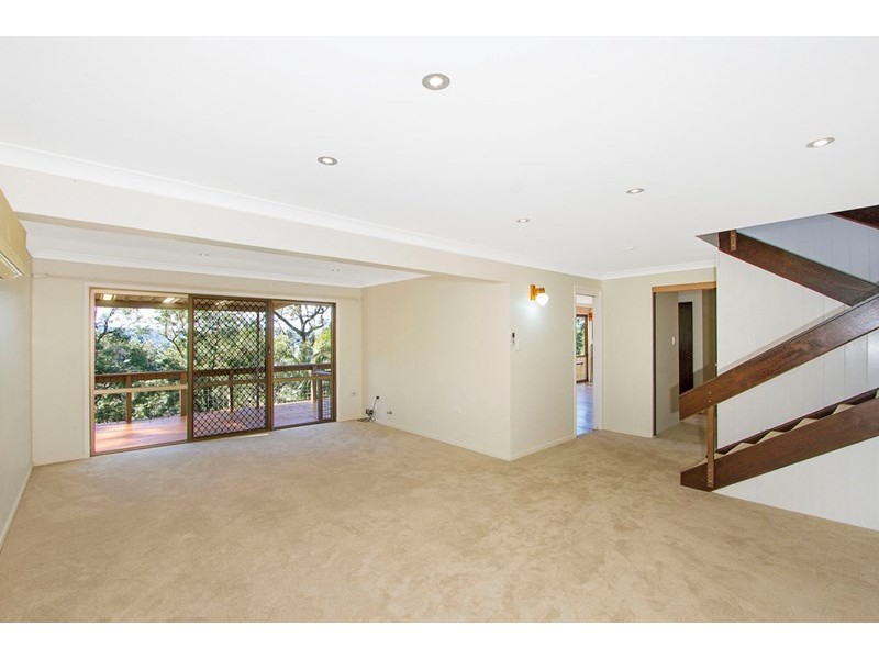 11 Kateena Avenue, Tascott NSW 2250