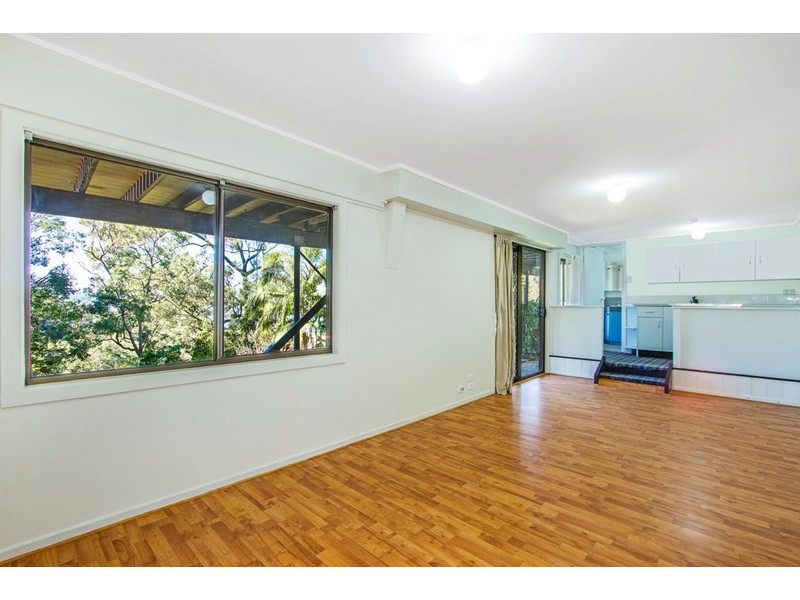 11 Kateena Avenue, Tascott NSW 2250