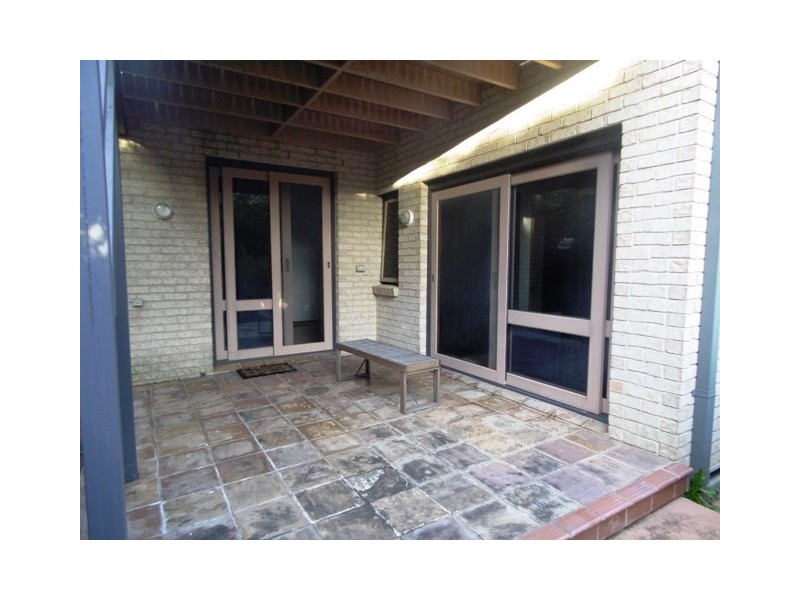 18 Frederick Street, Point Frederick NSW 2250