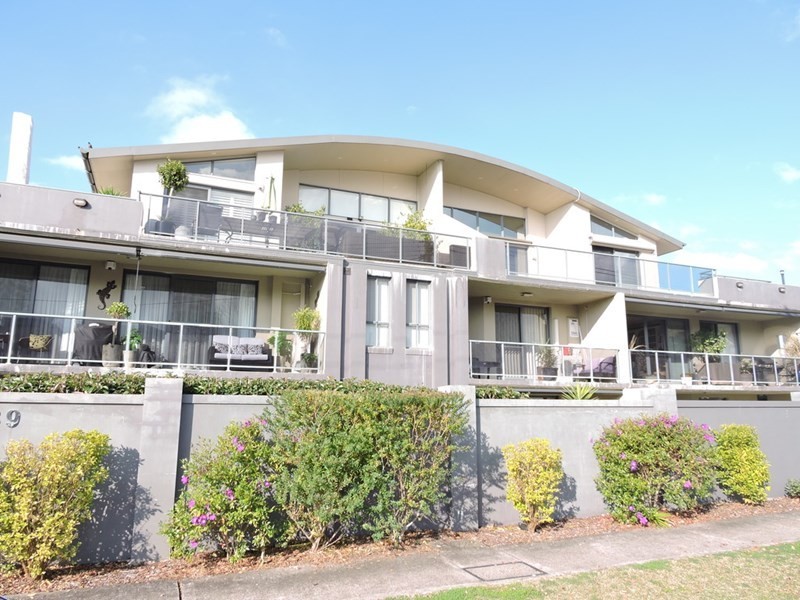 11/187-189 Albany Street, Point Frederick NSW 2250