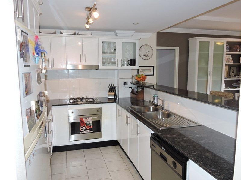 11/187-189 Albany Street, Point Frederick NSW 2250