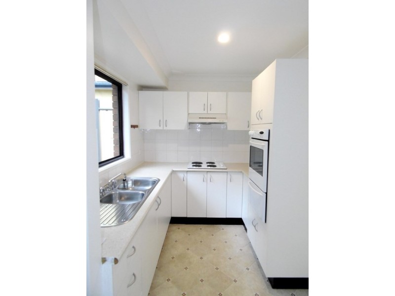 19 Holland Close, Springfield NSW 2250
