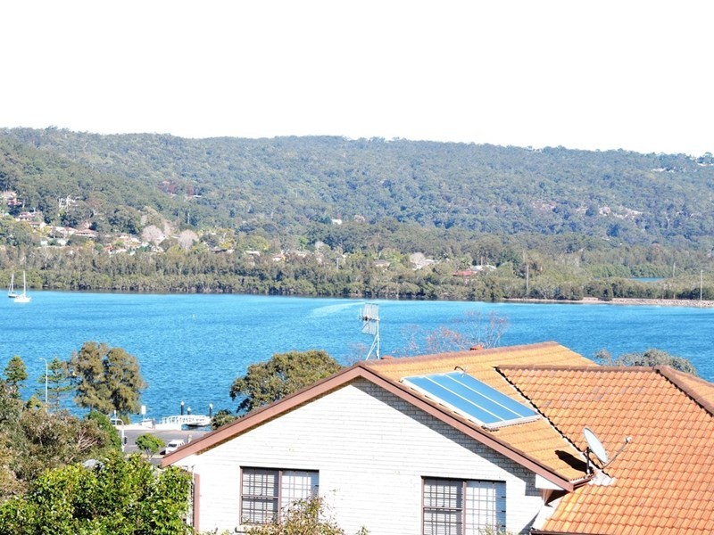 1/1 Joseph Lloyd Close, Gosford NSW 2250