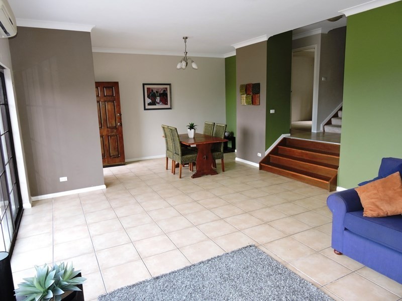 1/1 Joseph Lloyd Close, Gosford NSW 2250