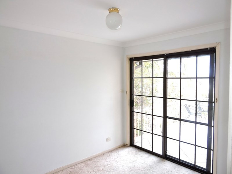 1/1 Joseph Lloyd Close, Gosford NSW 2250