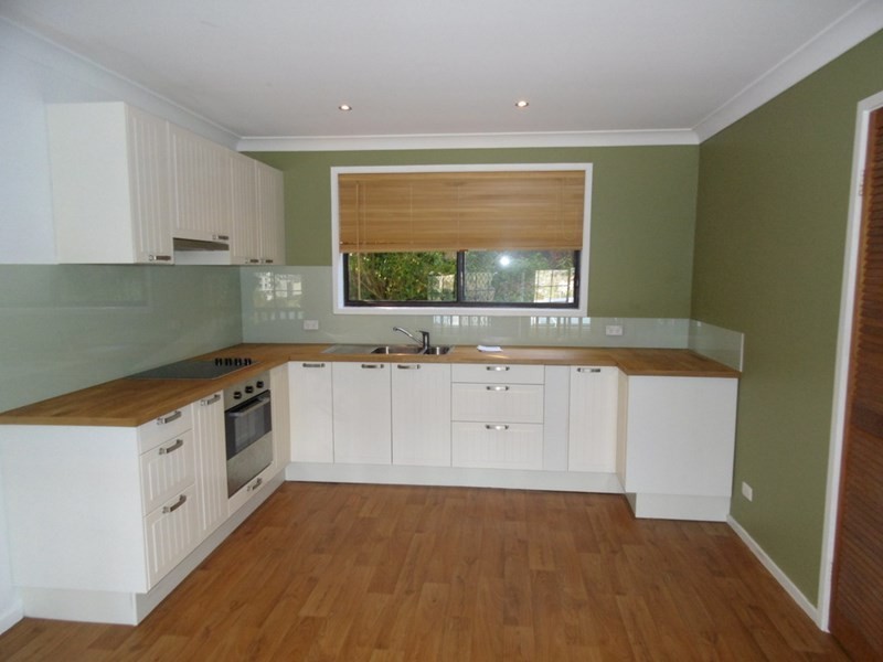 2/1 Joseph Lloyd, Gosford NSW 2250