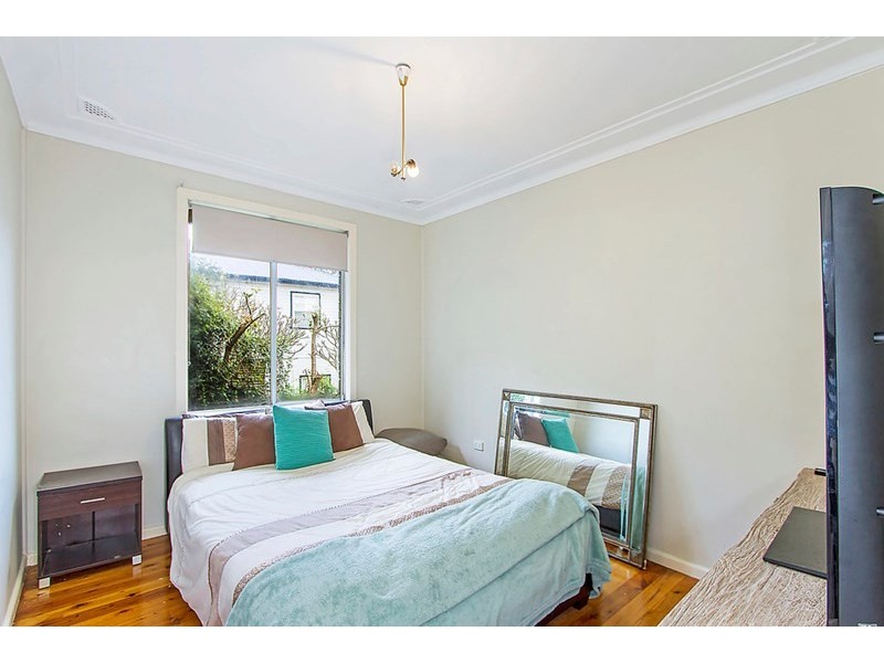 290 Avoca Drive, Green Point NSW 2251