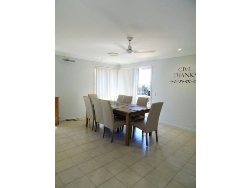 4 Yanderra Crescent, Narara NSW 2250