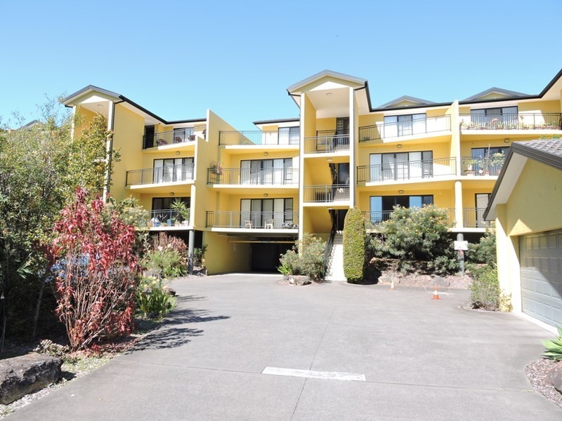 7/2 Adcock Avenue, West Gosford NSW 2250