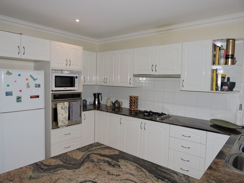 7/2 Adcock Avenue, West Gosford NSW 2250