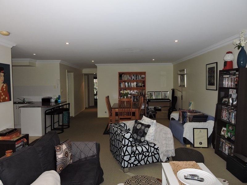 7/2 Adcock Avenue, West Gosford NSW 2250