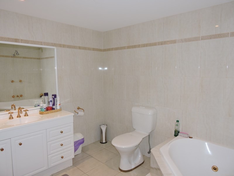 7/2 Adcock Avenue, West Gosford NSW 2250