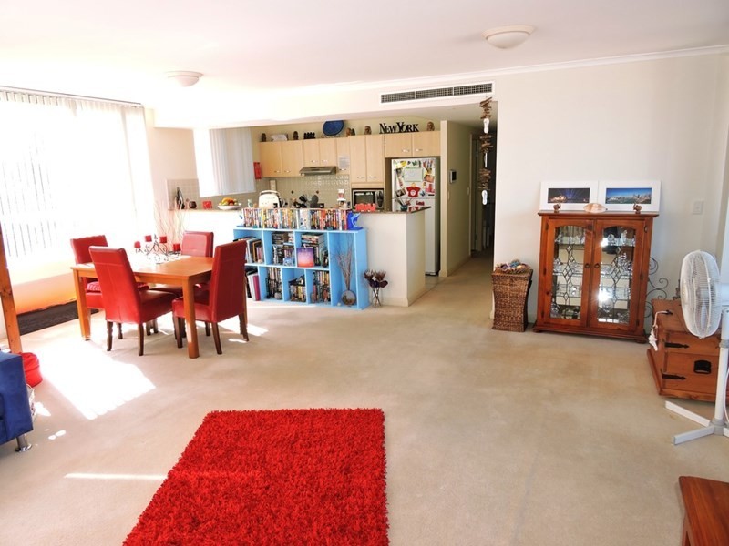 504/97-99 John Whiteway Drive, Gosford NSW 2250