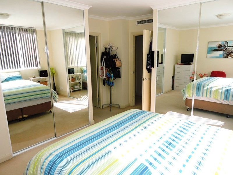 504/97-99 John Whiteway Drive, Gosford NSW 2250