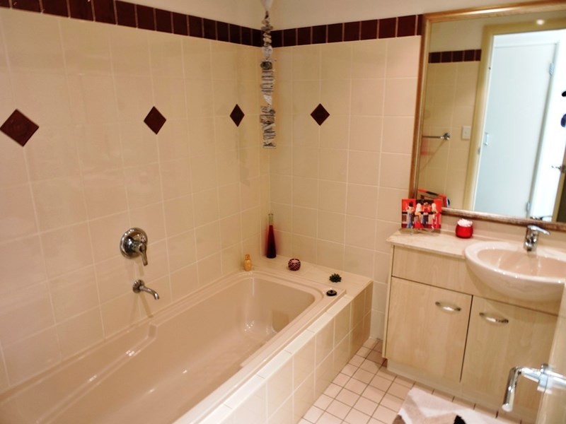 504/97-99 John Whiteway Drive, Gosford NSW 2250