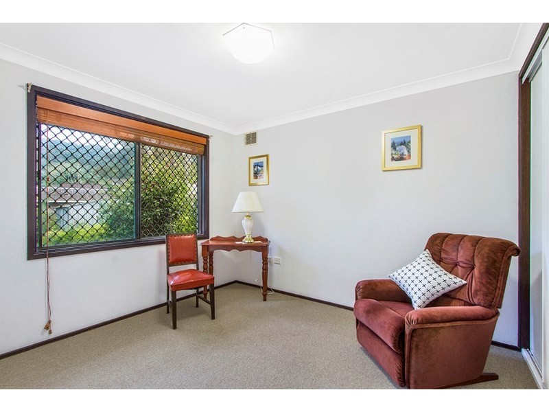 13 Fuchsia Street, Wyoming NSW 2250