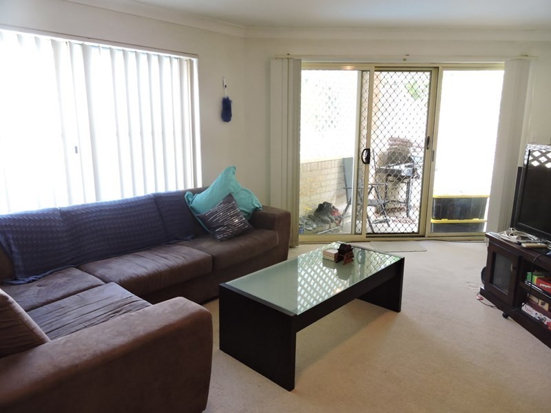 18/35 Central Coast Highway, West Gosford NSW 2250