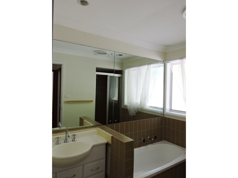 12 Maya Street, Wyoming NSW 2250