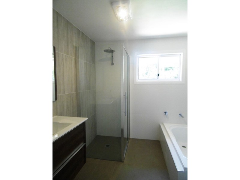 60 CARY, Wyoming NSW 2250