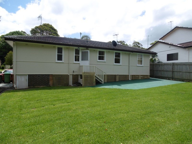 10 ROSLYN Street, Springfield NSW 2250