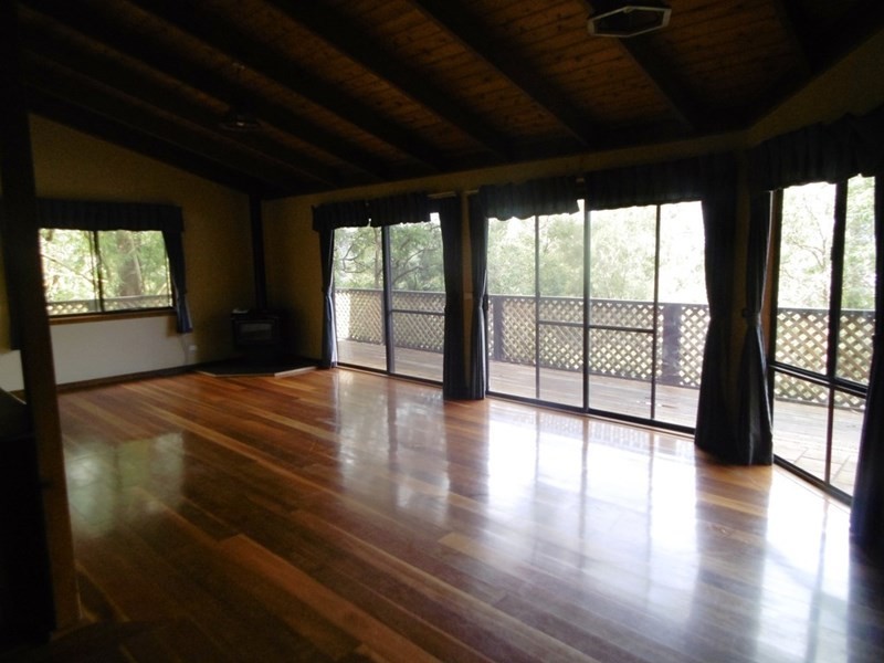 60 WARATAH Street, East Gosford NSW 2250