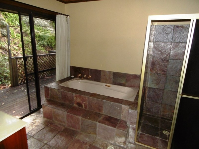 60 WARATAH Street, East Gosford NSW 2250