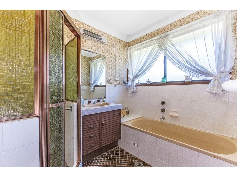 9 Narooma Road, Niagara Park NSW 2250