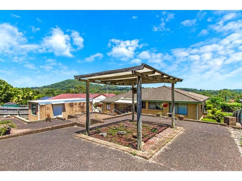 9 Narooma Road, Niagara Park NSW 2250