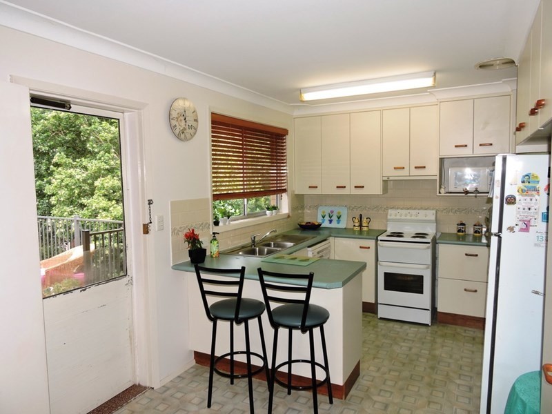 35 South Crescent, North Gosford NSW 2250
