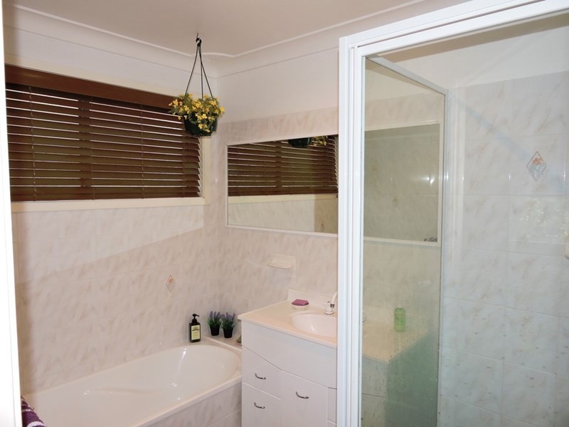 35 South Crescent, North Gosford NSW 2250