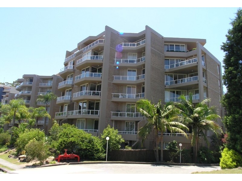 70/91 John Whiteway Drive, Gosford NSW 2250