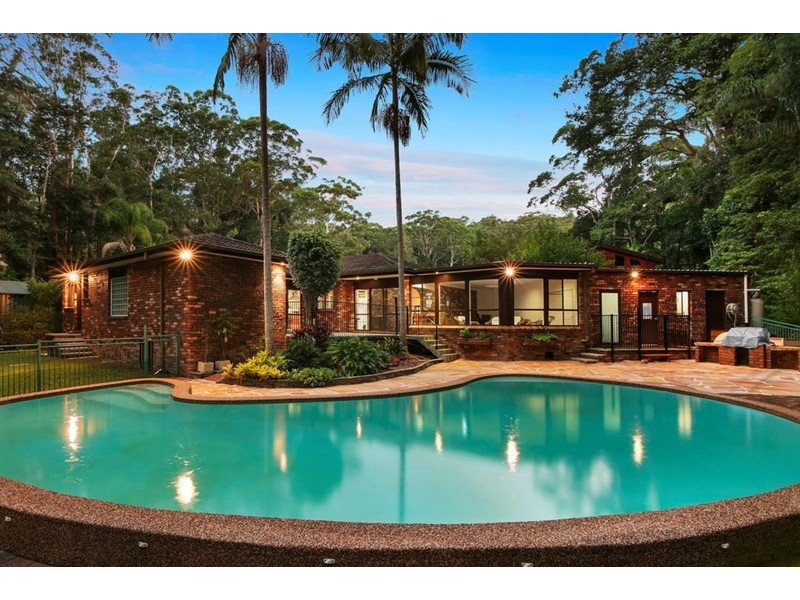 33a Calantha Drive, Wyoming NSW 2250