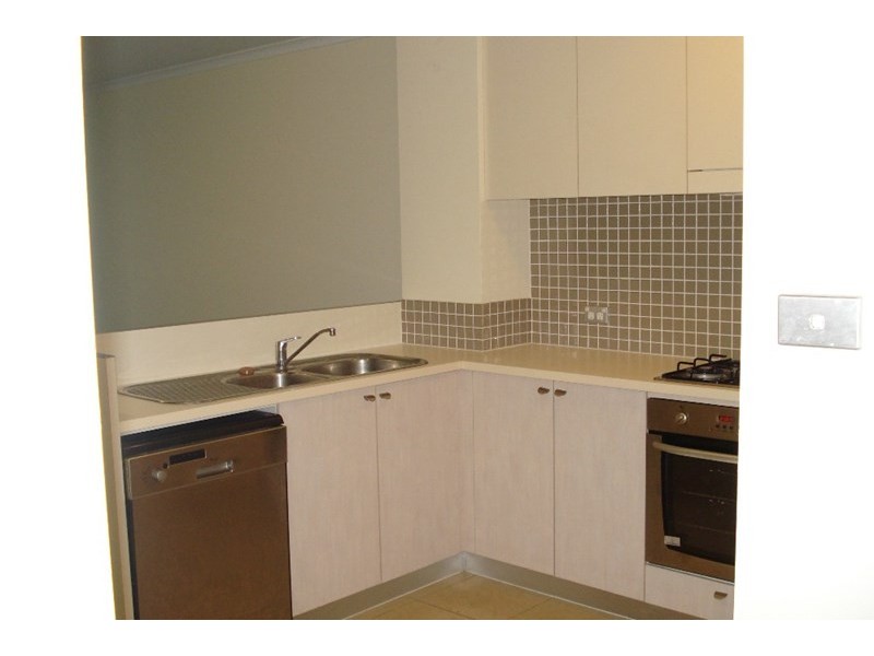 434/80 John Whiteway Drive, Gosford NSW 2250