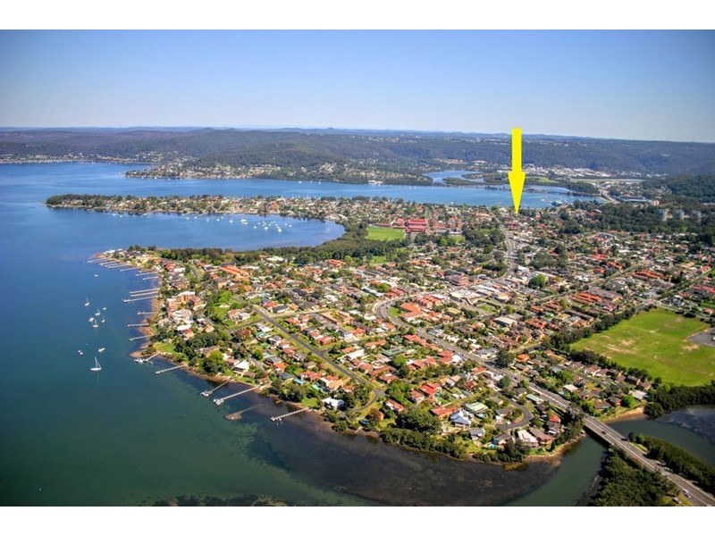 4/166 Albany Street, Point Frederick NSW 2250