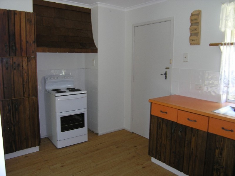 51 Beaumont Avenue, Wyoming NSW 2250