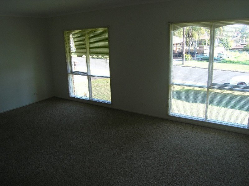 51 Beaumont Avenue, Wyoming NSW 2250