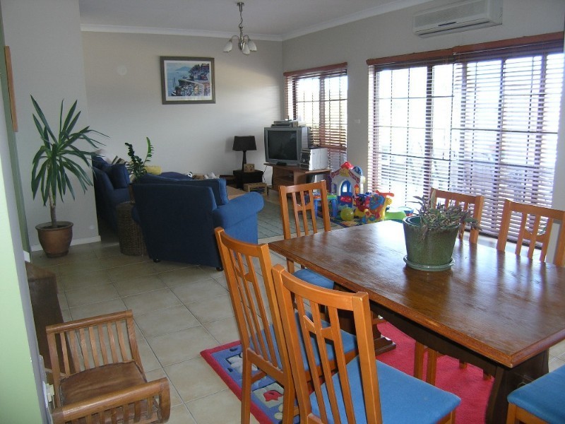 1/1 Joseph Lloyd Close, East Gosford NSW 2250