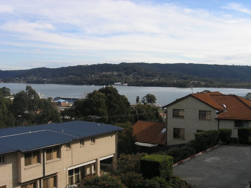 1/1 Joseph Lloyd Close, East Gosford NSW 2250