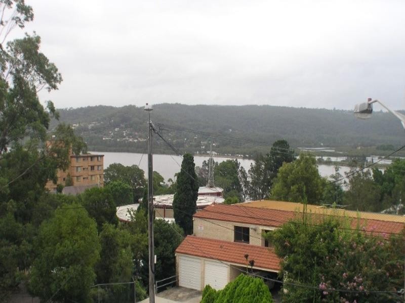 4/99 Henry Parry Drive, Gosford NSW 2250