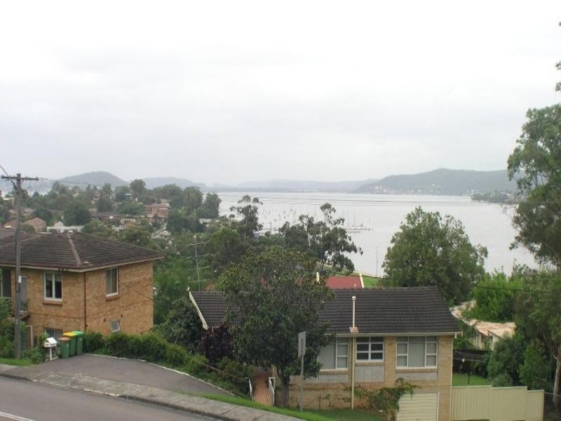 4/99 Henry Parry Drive, Gosford NSW 2250