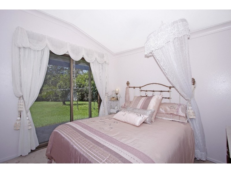 12 Monarch Way, Narara NSW 2250