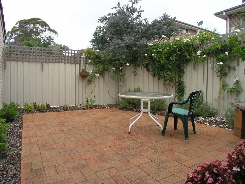1/205A Albany Street, Point Frederick NSW 2250