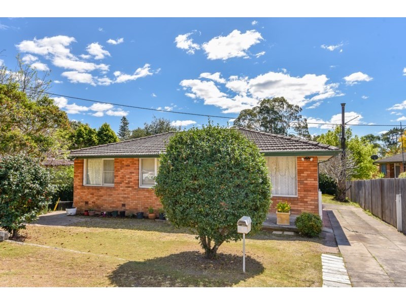 4 Sinclair Street, Gosford NSW 2250
